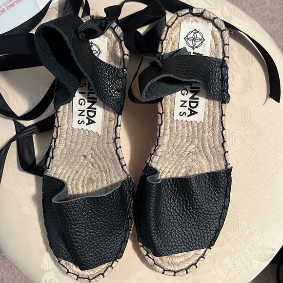 NWOT Maslinda high wedge handmade esparadilles. Size 36, US 6.5 black. - Picture 4 of 8